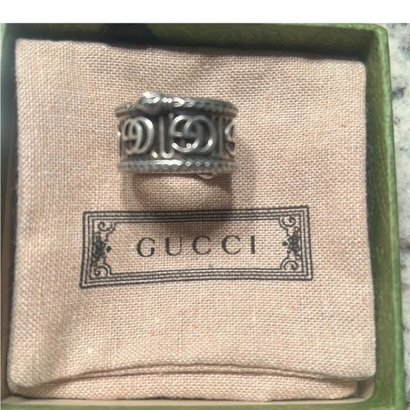 New GUCCI Ggard Ring unsex S Snk Mot Slv 3tur size 9 unisex rare made in Italy - Picture 4 of 8
